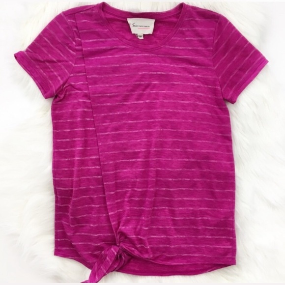 ✨5 FOR $25✨  Two by Vince Camuto Magenta Stripe Crossover Tee - Picture 1 of 6
